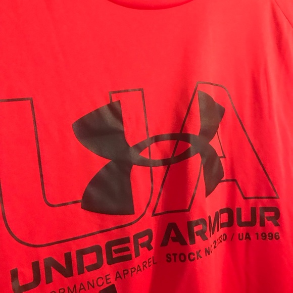 COPY - New under armor red and black stort sleeve shirt new - Picture 3 of 4
